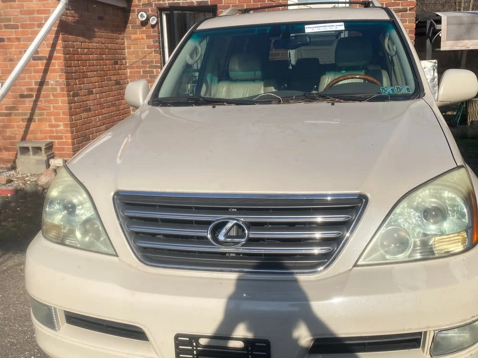 2003 Lexus GX 1st Gen - Image 5 of 10