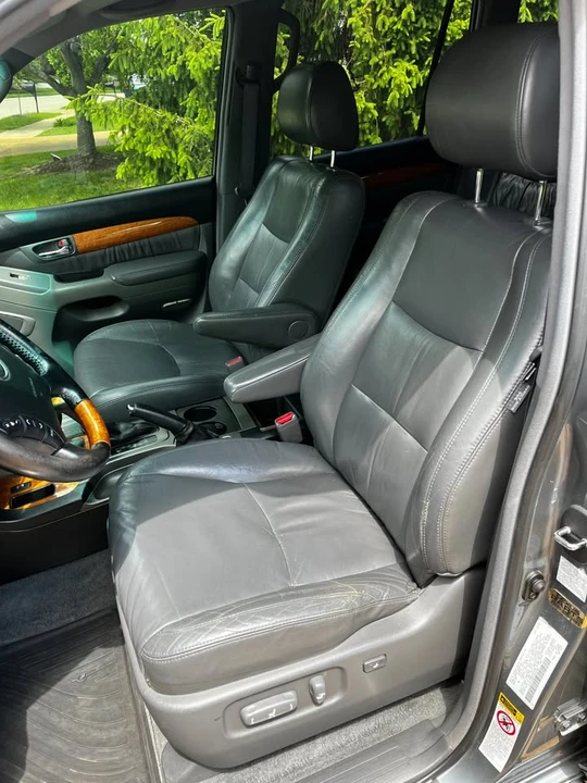 2003 Lexus GX 1st Gen - Image 7 of 20