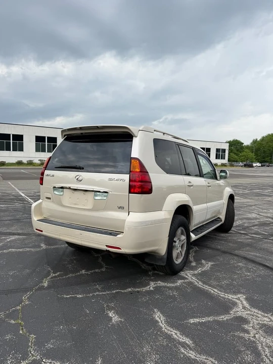 2003 Lexus GX 1st Gen - Image 7 of 21