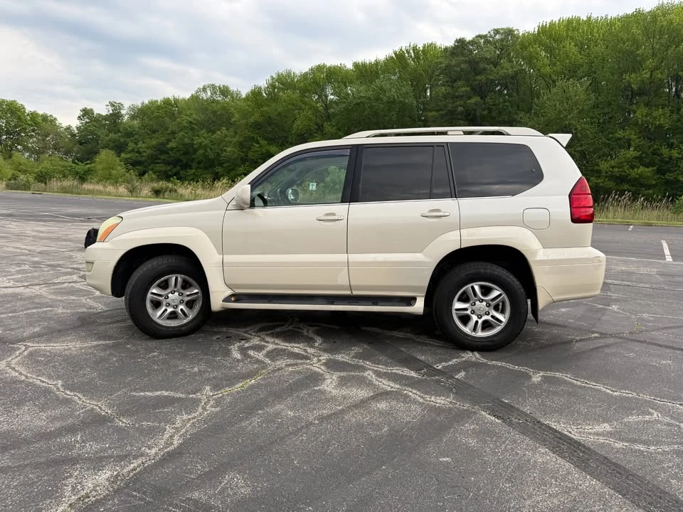 2003 Lexus GX 1st Gen - Image 13 of 21