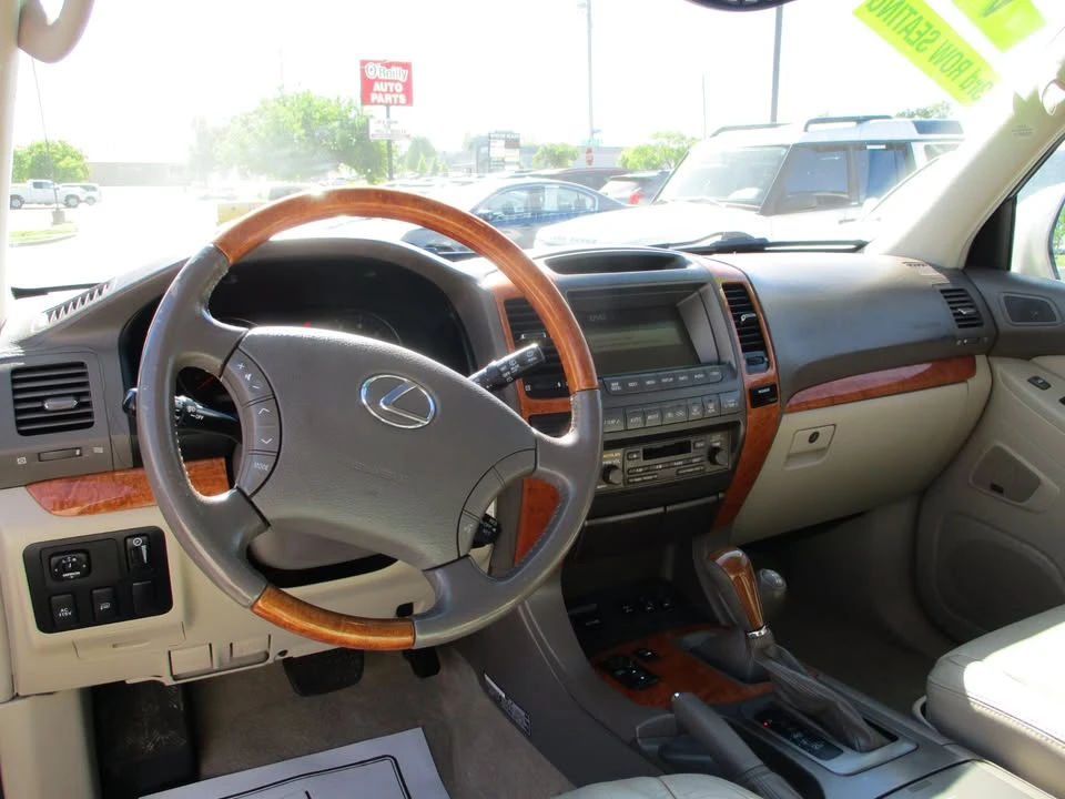 2003 Lexus GX 1st Gen - Image 7 of 12
