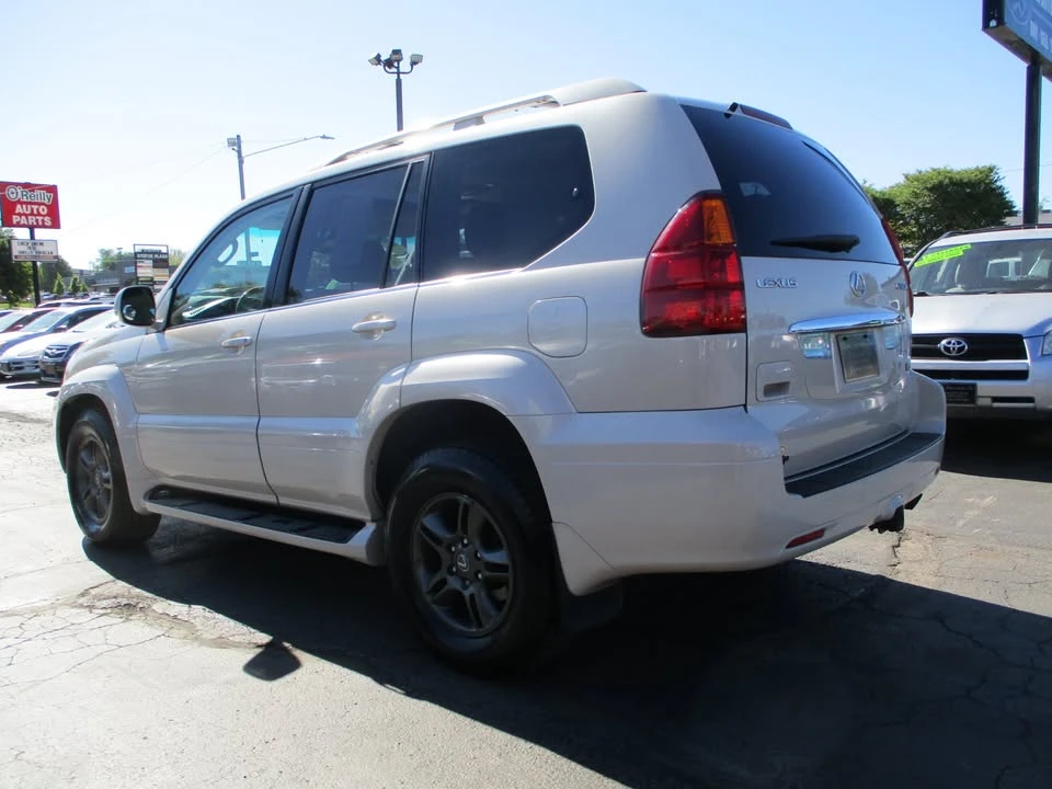 2003 Lexus GX 1st Gen - Image 3 of 12