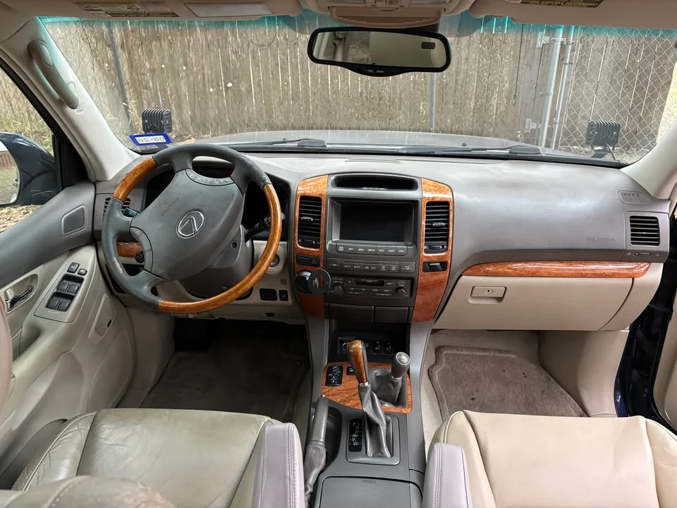2003 Lexus GX 1st Gen - Image 8 of 10