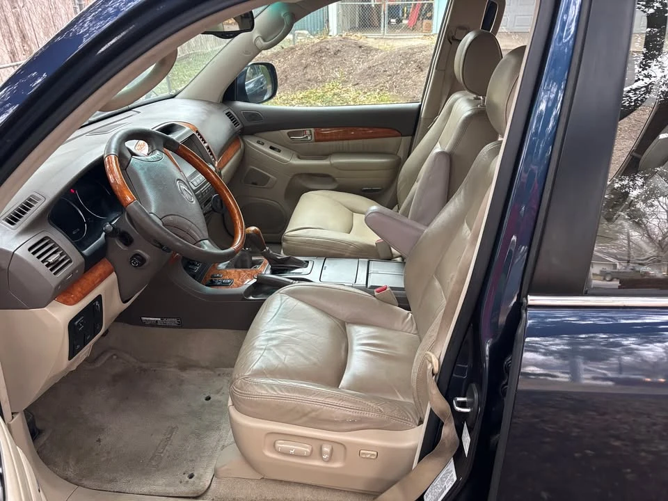 2003 Lexus GX 1st Gen - Image 6 of 10
