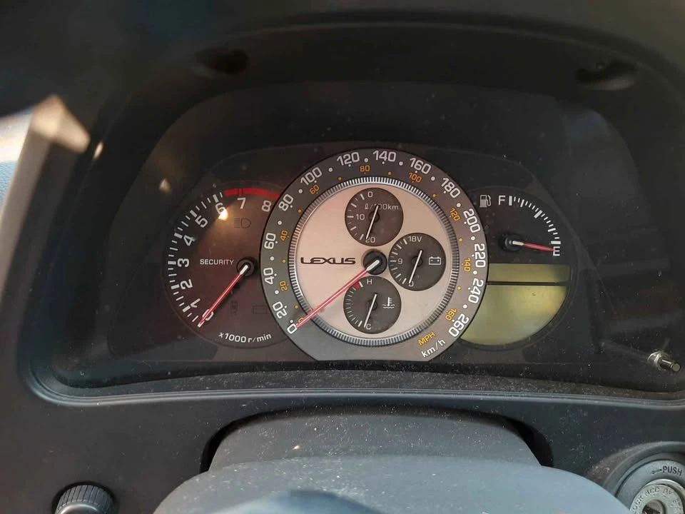 2003 Lexus IS 1st Gen - Image 9 of 12
