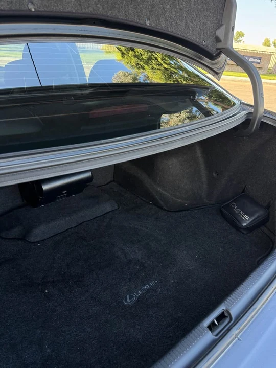 2003 Lexus IS 1st Gen - Image 11 of 12