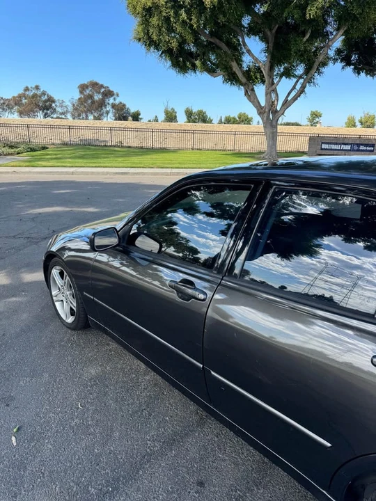 2003 Lexus IS 1st Gen - Image 3 of 12