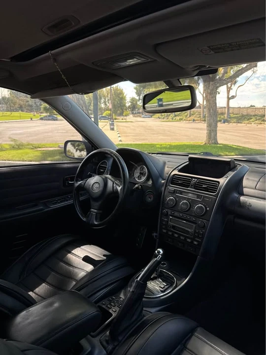 2003 Lexus IS 1st Gen - Image 7 of 12
