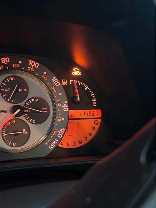 2003 Lexus IS 1st Gen - Image 9 of 12