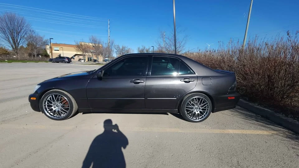 2003 Lexus IS 1st Gen - Image 3 of 20