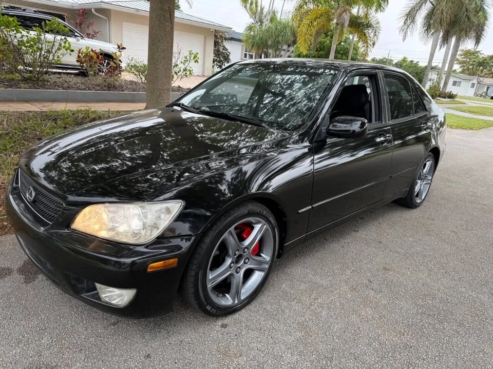 2003 Lexus IS 1st Gen - Image 2 of 20