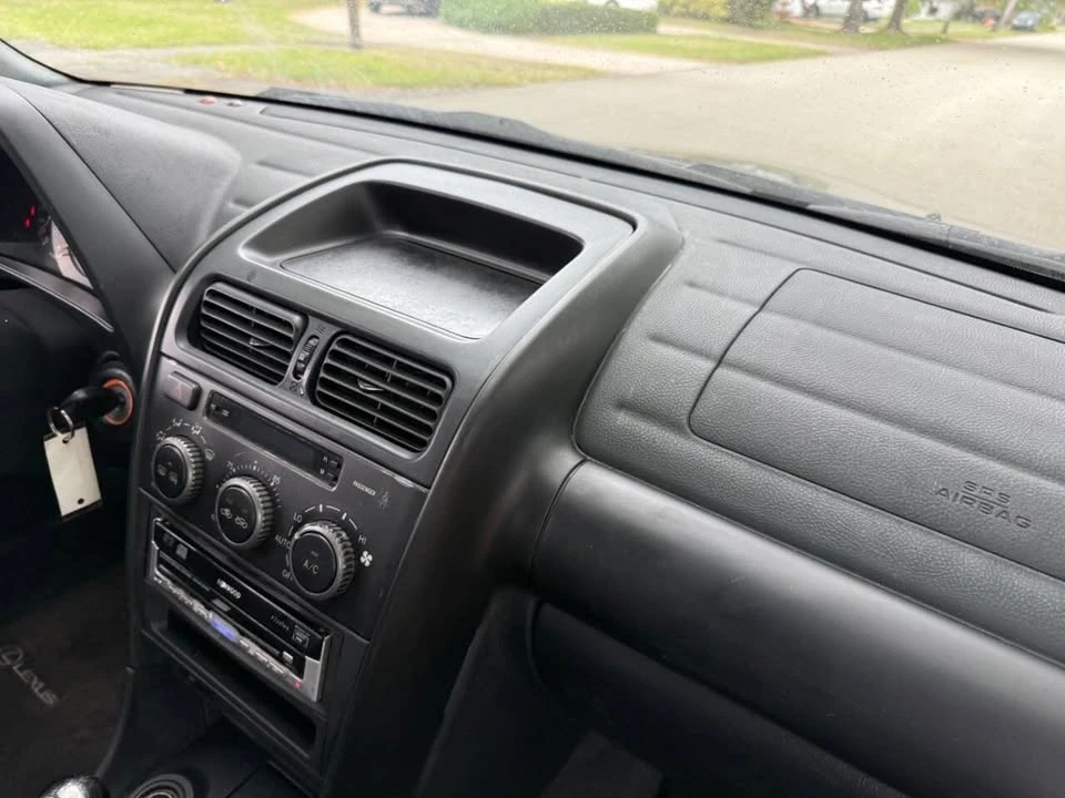 2003 Lexus IS 1st Gen - Image 19 of 20