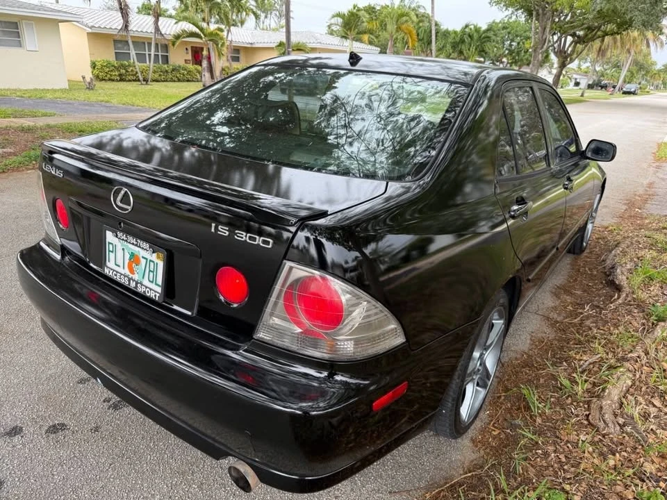 2003 Lexus IS 1st Gen - Image 5 of 20