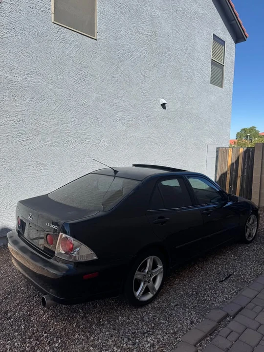 2003 Lexus IS 1st Gen - Image 10 of 10