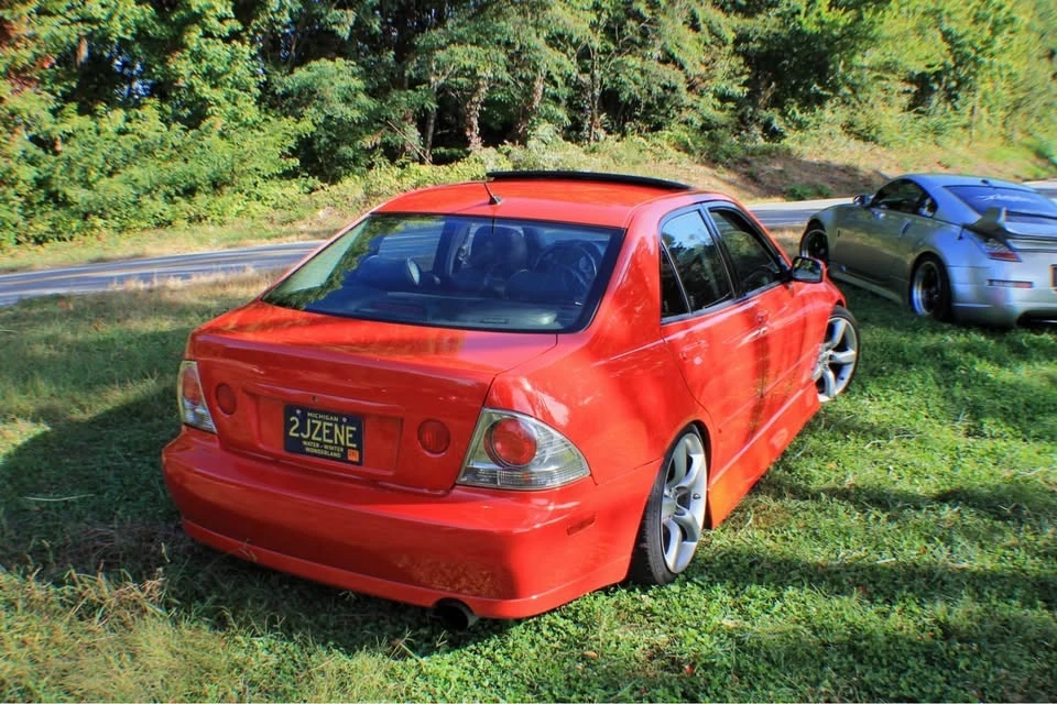 2003 Lexus IS 1st Gen - Image 5 of 15