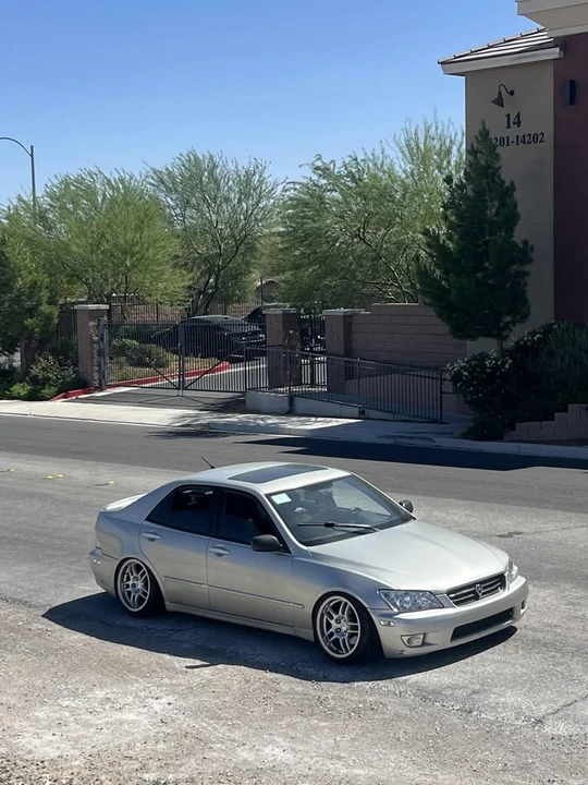 2003 Lexus IS 1st Gen - Image 3 of 3