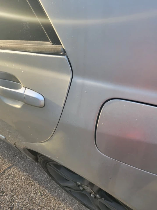 2003 Lexus IS 1st Gen - Image 5 of 14