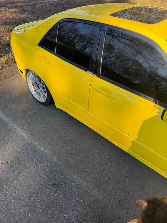 2003 Lexus IS 1st Gen - Image 4 of 9