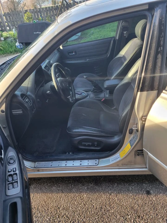 2003 Lexus IS 1st Gen - Image 13 of 14