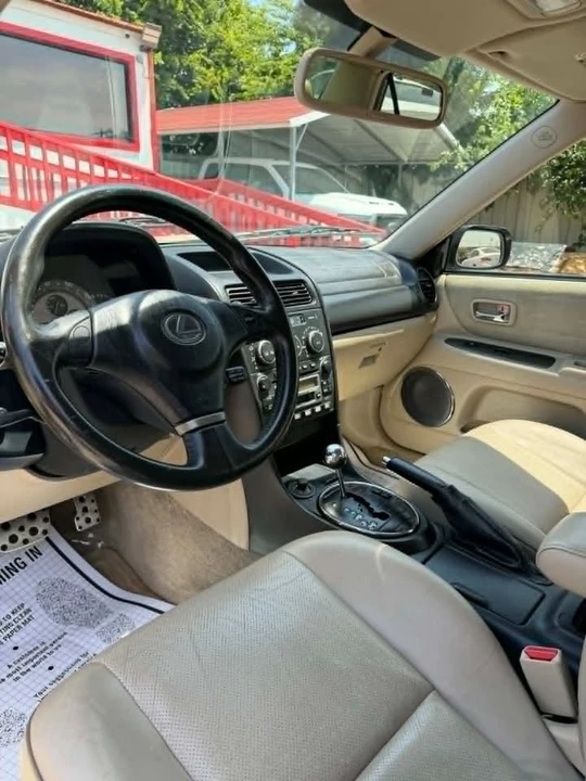 2003 Lexus IS 1st Gen - Image 7 of 18