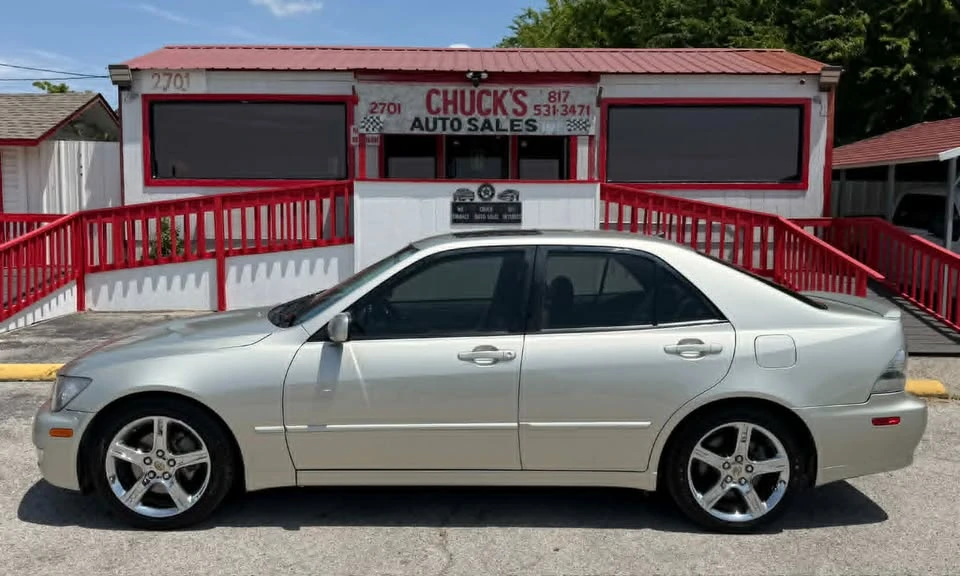 2003 Lexus IS 1st Gen - Image 3 of 18