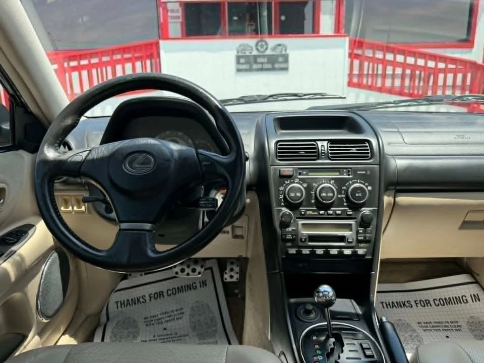 2003 Lexus IS 1st Gen - Image 10 of 18