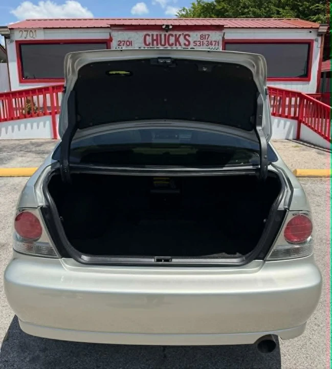 2003 Lexus IS 1st Gen - Image 6 of 18
