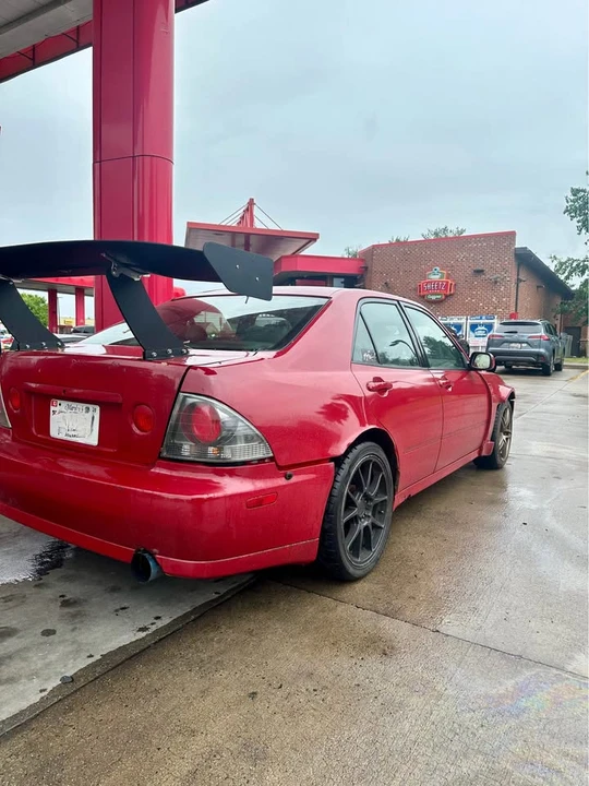 2003 Lexus IS 1st Gen - Image 3 of 3