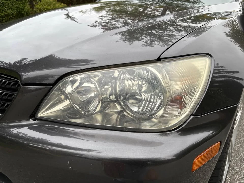 2003 Lexus IS 1st Gen - Image 5 of 9