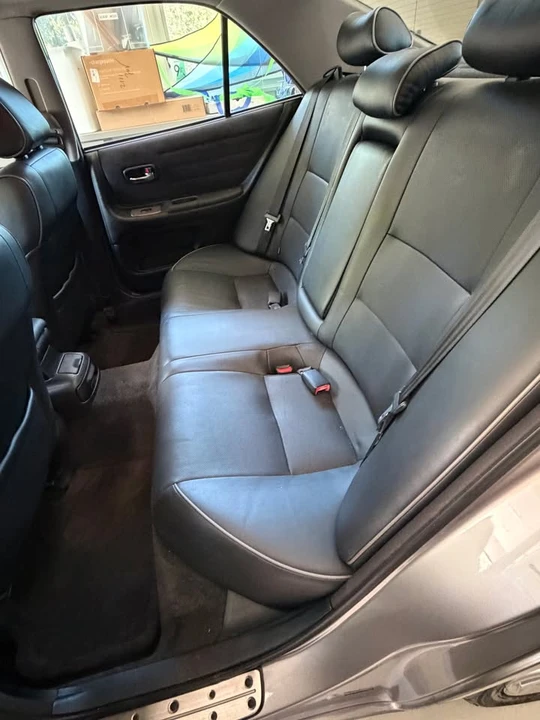 2003 Lexus IS 1st Gen - Image 5 of 11