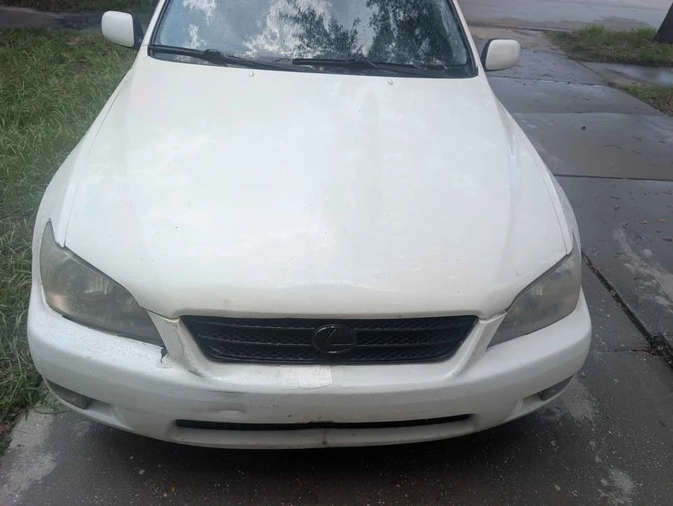 2003 Lexus IS 1st Gen - Image 8 of 16