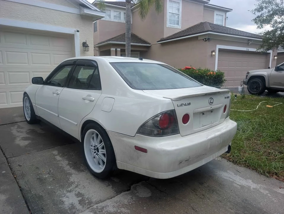 2003 Lexus IS 1st Gen - Image 3 of 16