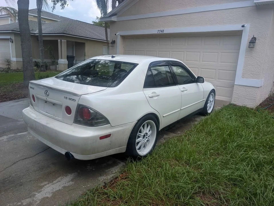 2003 Lexus IS 1st Gen - Image 5 of 16