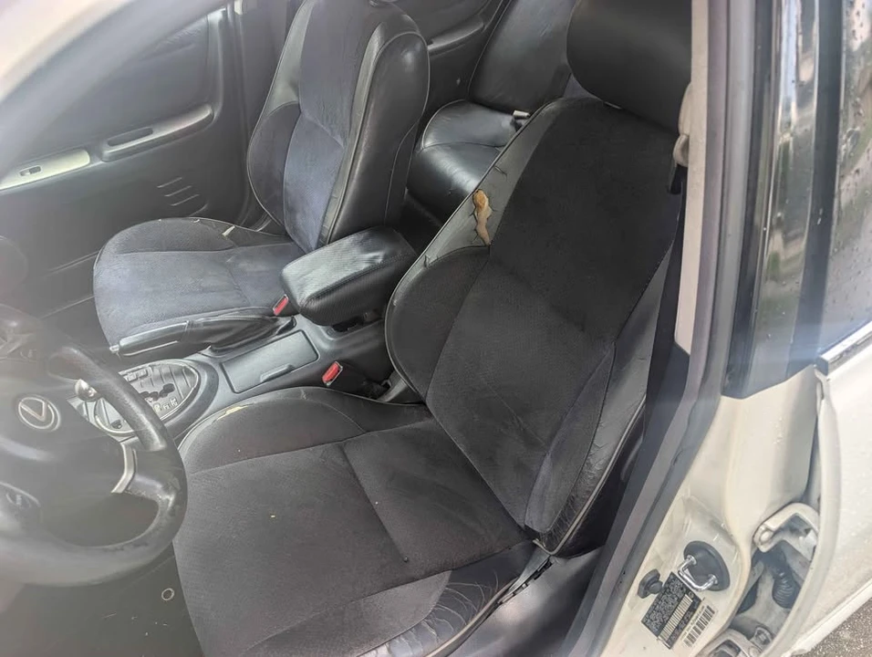 2003 Lexus IS 1st Gen - Image 9 of 16