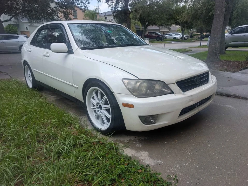 2003 Lexus IS 1st Gen - Image 7 of 16