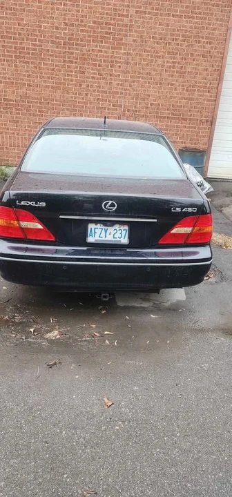 2003 Lexus LS 3rd Gen - Image 2 of 6