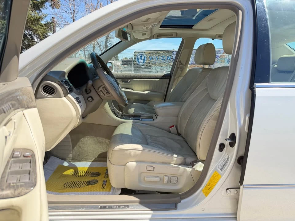 2003 Lexus LS 3rd Gen - Image 11 of 20
