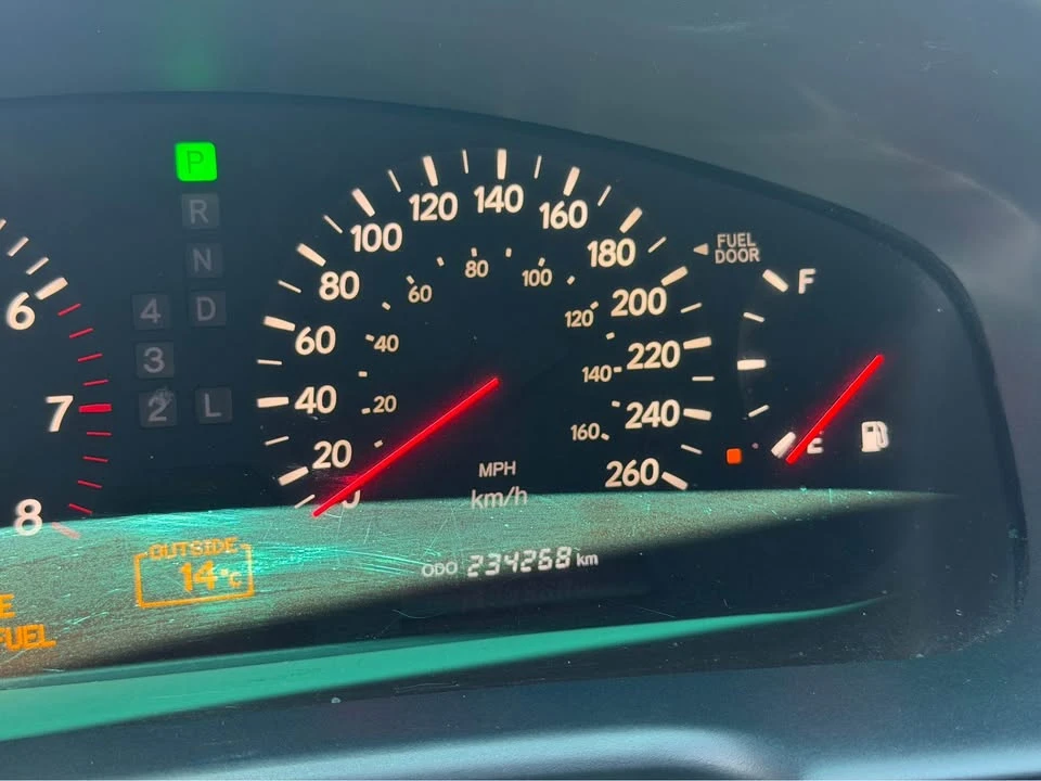 2003 Lexus LS 3rd Gen - Image 20 of 20