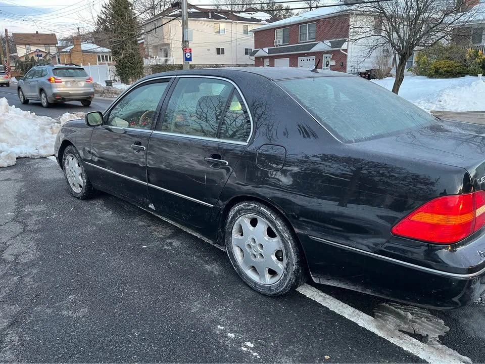 2003 Lexus LS 3rd Gen - Image 2 of 6