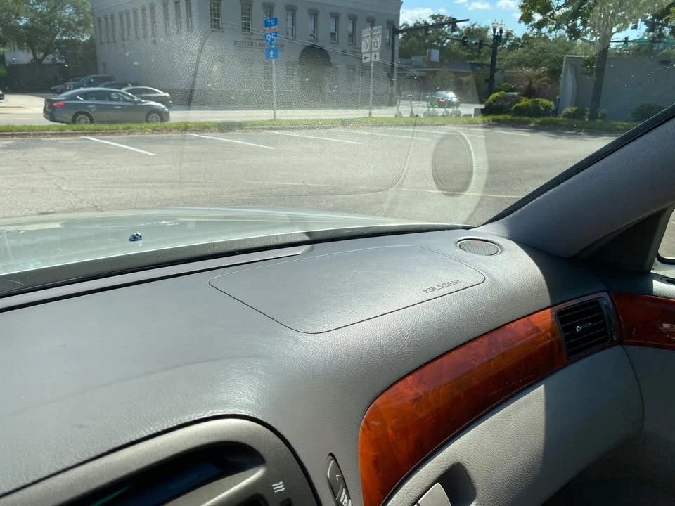 2003 Lexus LS 3rd Gen - Image 11 of 18