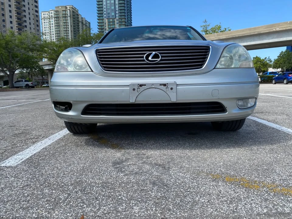 2003 Lexus LS 3rd Gen - Image 3 of 18