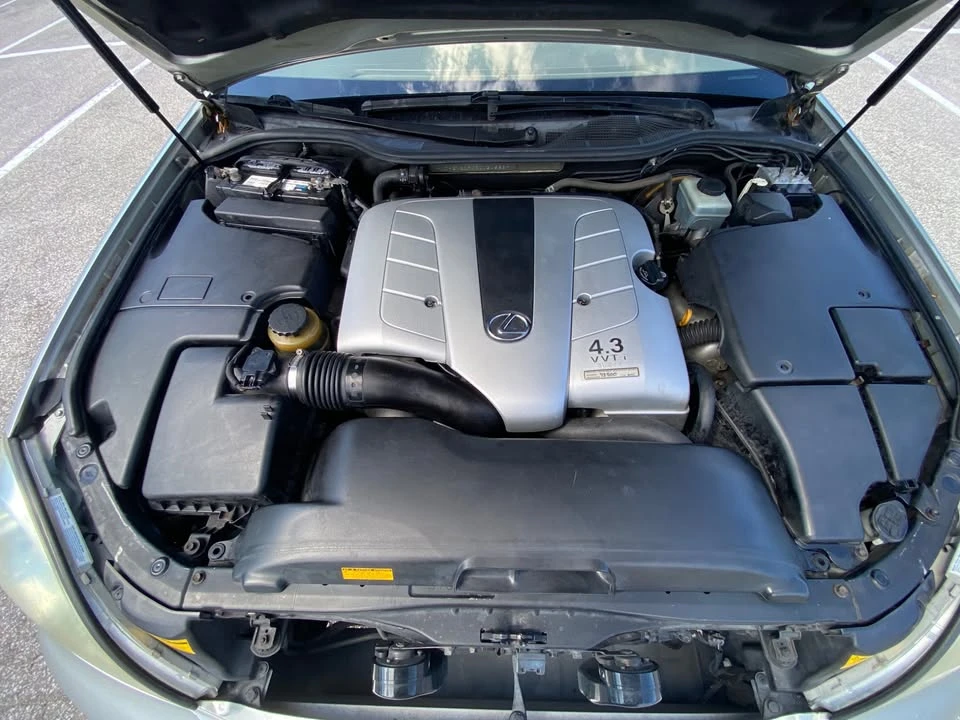 2003 Lexus LS 3rd Gen - Image 15 of 18