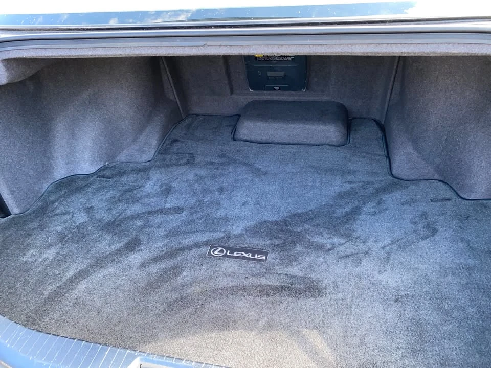 2003 Lexus LS 3rd Gen - Image 16 of 18