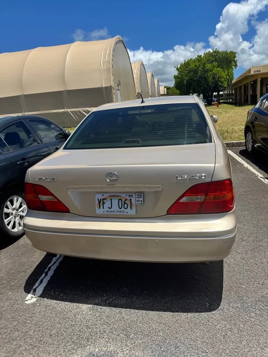 2003 Lexus LS 3rd Gen - Image 4 of 7