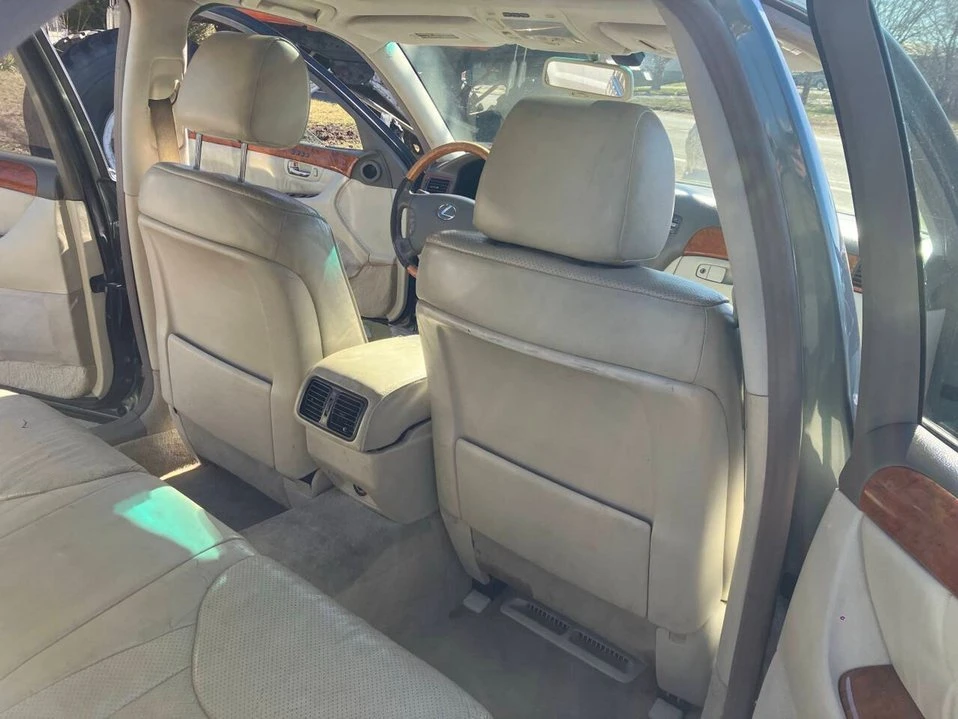 2003 Lexus LS 3rd Gen - Image 20 of 20