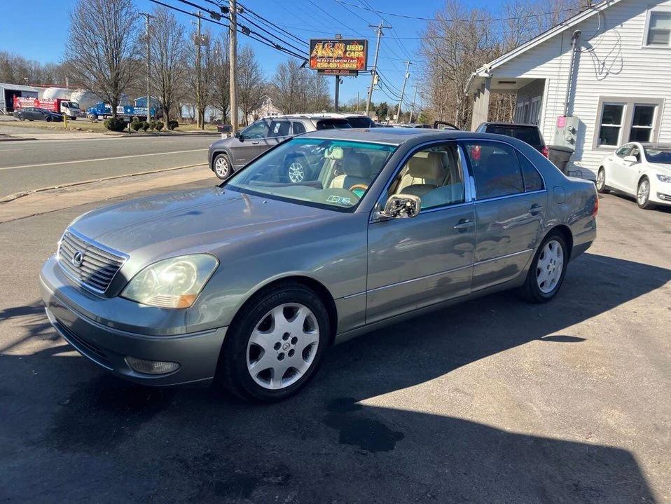 2003 Lexus LS 3rd Gen - Image 2 of 20