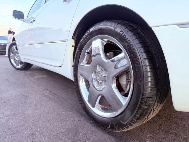 2003 Lexus LS 3rd Gen - Image 10 of 20