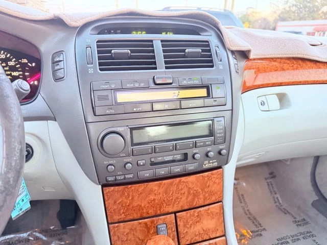 2003 Lexus LS 3rd Gen - Image 19 of 20