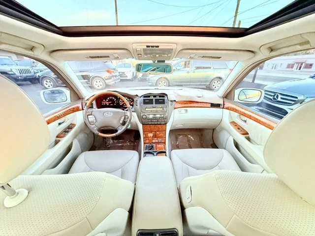 2003 Lexus LS 3rd Gen - Image 15 of 20