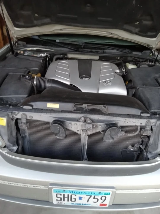 2003 Lexus LS 3rd Gen - Image 17 of 20
